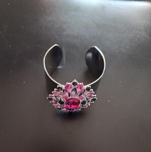 Paparazzi cuff bracelet